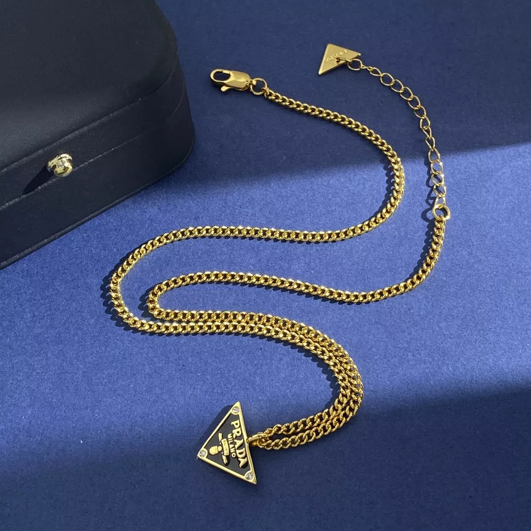 prada collier s_12b1434